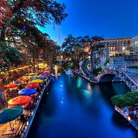Adorable 2Br Guesthouse Close To Riverwalk And Dt سان أنطونيو المظهر الخارجي الصورة