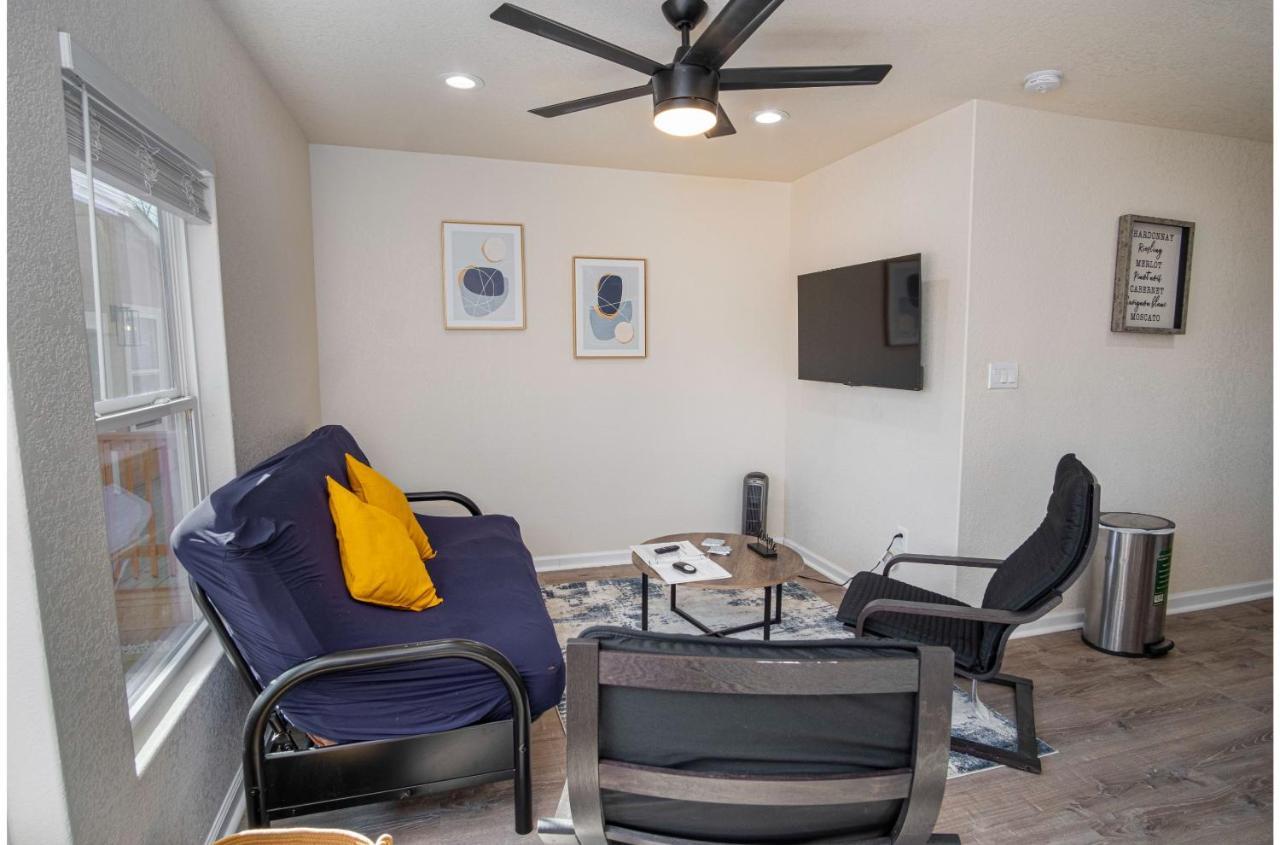 Adorable 2Br Guesthouse Close To Riverwalk And Dt سان أنطونيو المظهر الخارجي الصورة
